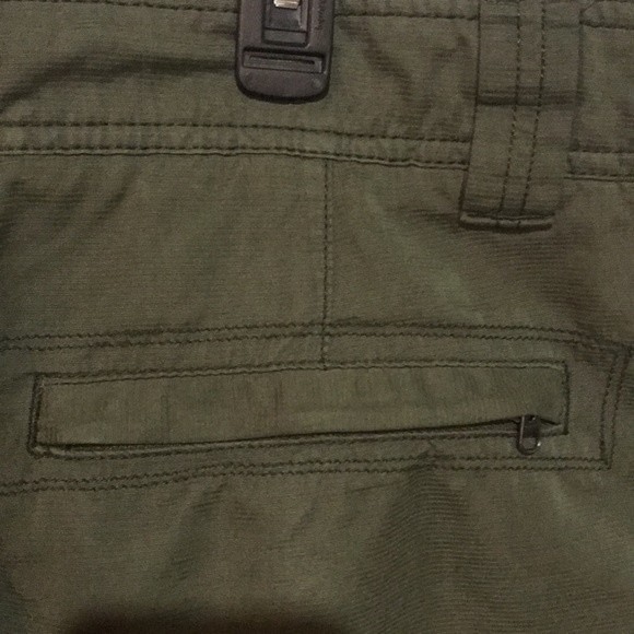 Royal Robbins  Green Pants - Picture 5 of 9